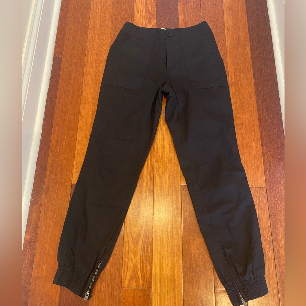 PACT women's Black Woven Twill Utility Jogger, XS